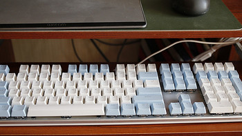 618键盘怎么选？必选白蓝青轴——达尔优EK815机械键盘