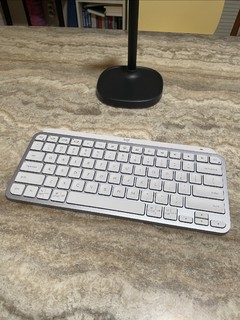 颜值在线的罗技MX Keys Mini