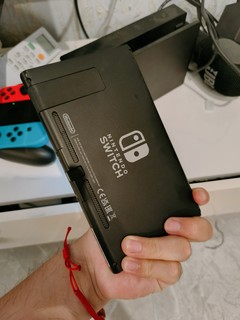 任天堂（Nintendo Switch NS掌上游戏机！