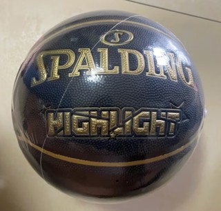 篮球场上的利器！Spalding PU材质篮球