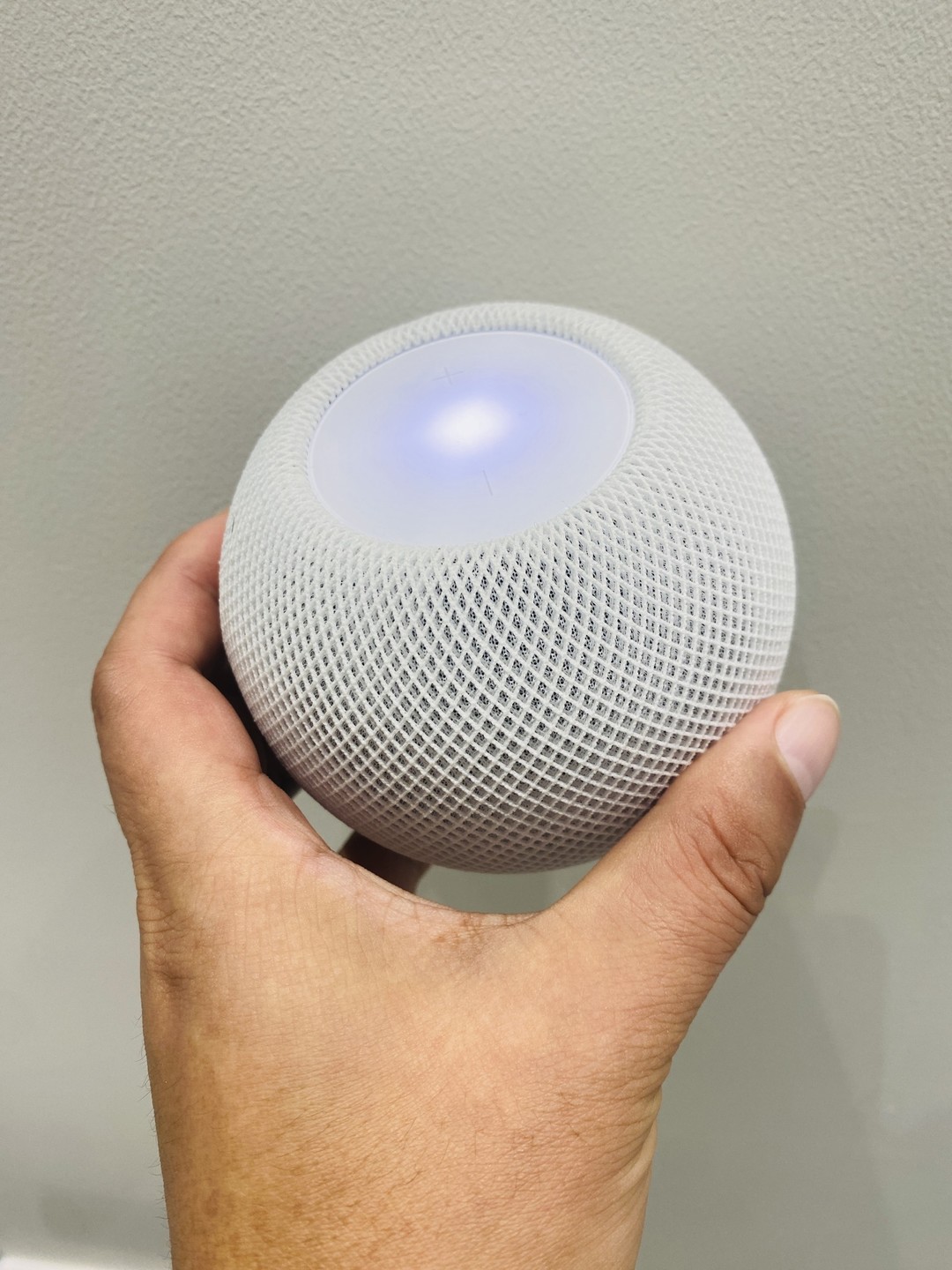 苹果HomePod mini音箱怎么样白色意外的耐脏_什么值得买