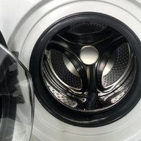 ​​​​​​​美的滚筒变频东芝 MG100V70WD5洗衣机，节能省电是一款直频洗衣机。