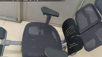 618办公椅到底该如何选择？2K价位段网易严选领航员四背人体工学椅值得买吗？
