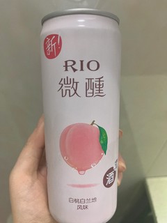 微醺的鸡尾酒，我就爱白桃🍑口味的