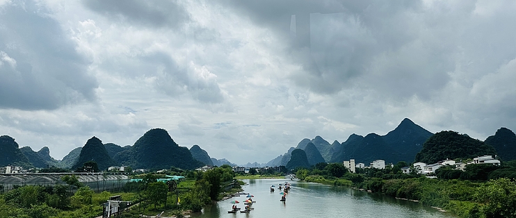 阳朔山水甲桂林、20yuan,背面的风景、在这里、真的是随处可见的明信片 