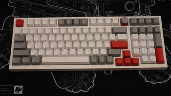 数码好物 篇六十八：三模连接+RGB灯效+全键宏：小呆虫GK980机械键盘值得入手 
