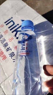 伊利 伊刻活泉 330ml*24瓶/箱 天然矿泉水 