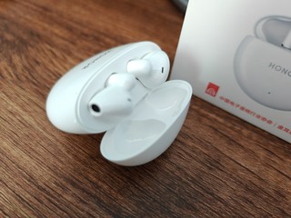 荣耀Earbuds X5耳机音质也是蛮好的