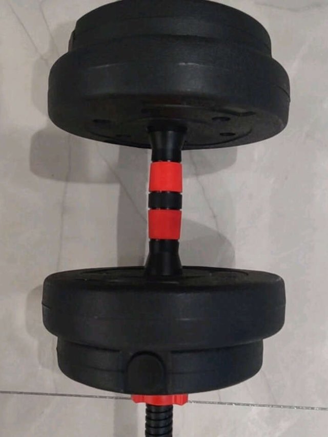 买个杠铃，来个举重运动！