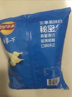 乐事（Lay's）薯片红烩味，一包不够吃