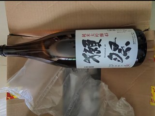 这款獭祭4割5分，1.8L清酒，价格很实惠