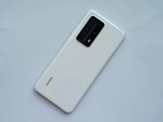 华为P40 Pro+ 曾经的王者旗舰 宝藏级别好物