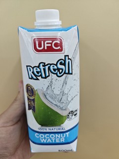 好喝清爽的UFC泰国椰子水