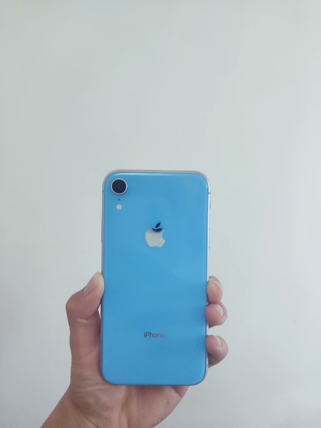 苹果手机怎么样奇葩！多少人还在坚持用iPhoneXR？_什么值得买