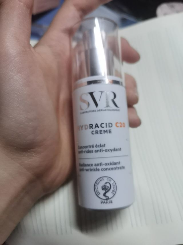 法国的一个VC的护肤品。