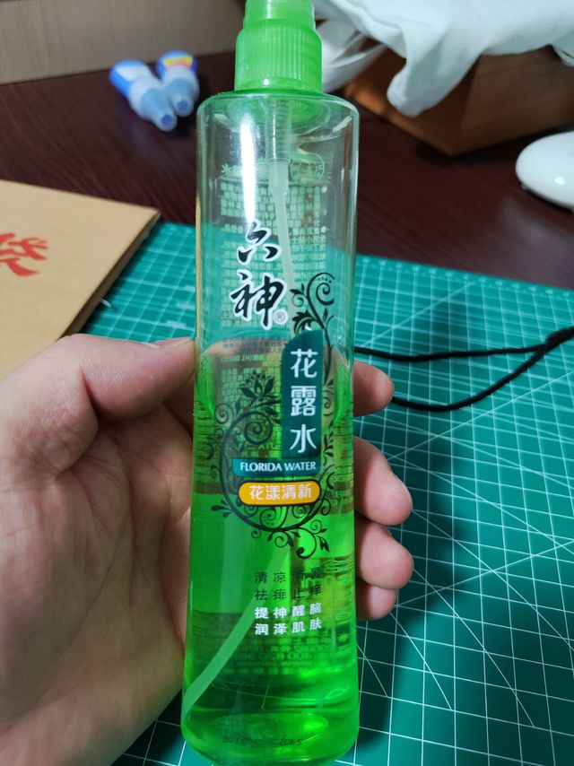 六神花露水这是我十几年来的必备洗护用品