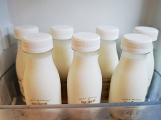 强烈安利这款配料只有生牛乳的鲜牛奶！！