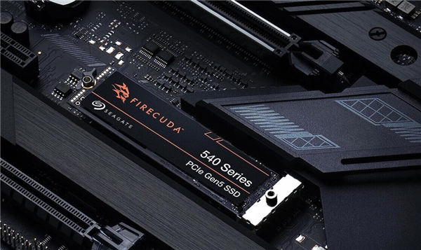希捷首款 PCIe 5.0 SSD 现身，速度可达10GB/s，最高4TB