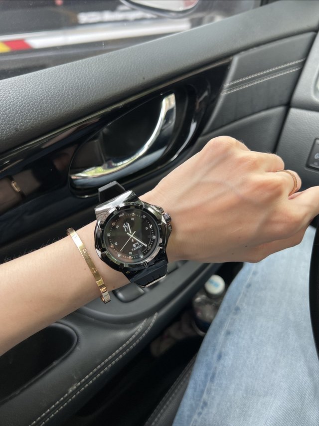 这么酷的手表～甜酷女孩给我冲啊