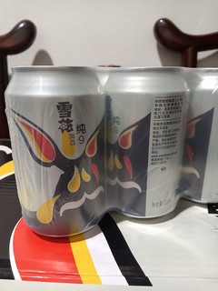 19元一箱 买了7箱雪花啤酒9度