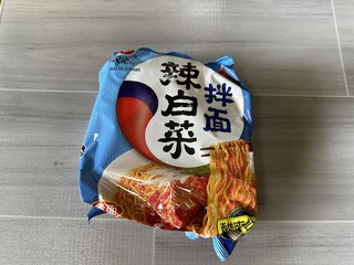 农心辣白菜拌面