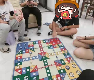 放假一起玩飞行棋