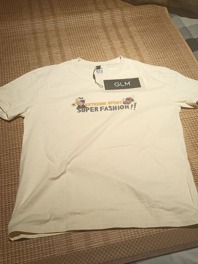 凑单的T恤挺好看的