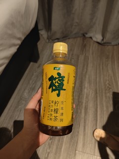 怡宝柠檬茶~口味相当棒