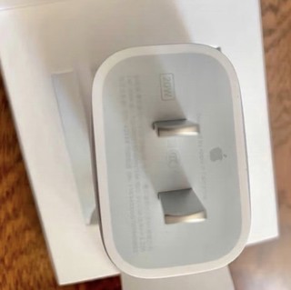 Apple 20W USB-C手机充电器插头