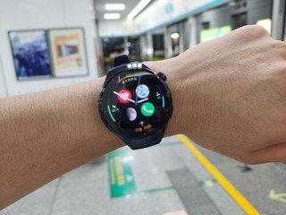 yyds，华为Watch 4 Pro智能手表