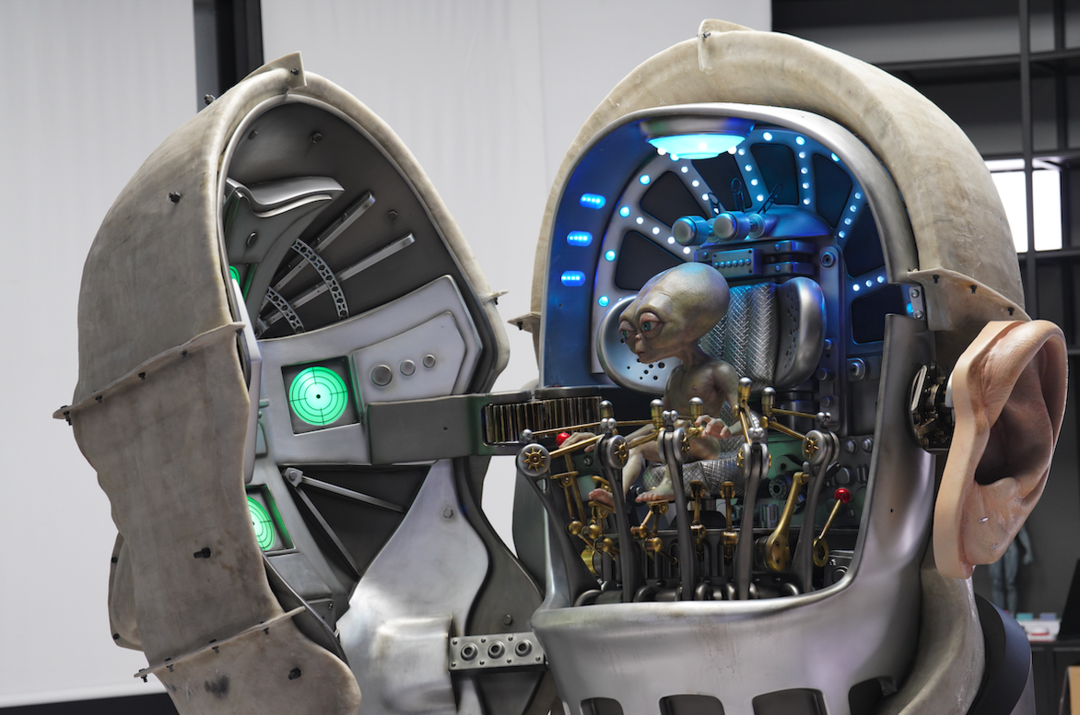用PlayStation VR2开启 《S星球事务局·科幻电影时空之旅》，带你进入电影原场景！