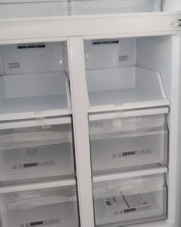 TCL冰箱使用起来方便的很