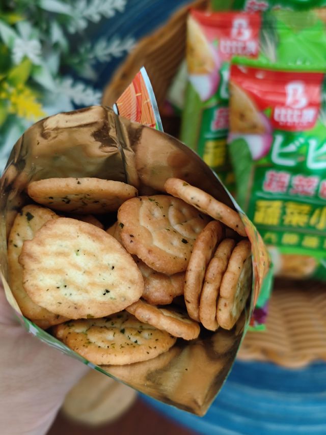 纯好奇，站内大火的比比赞蔬菜饼干好吃不好