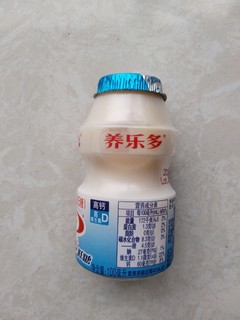 健康的乳酸菌乳饮品，养乐多