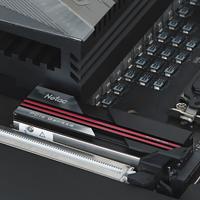 朗科NV7000 2TB固态硬盘：大容量与高性能并存，实测超出预期！
