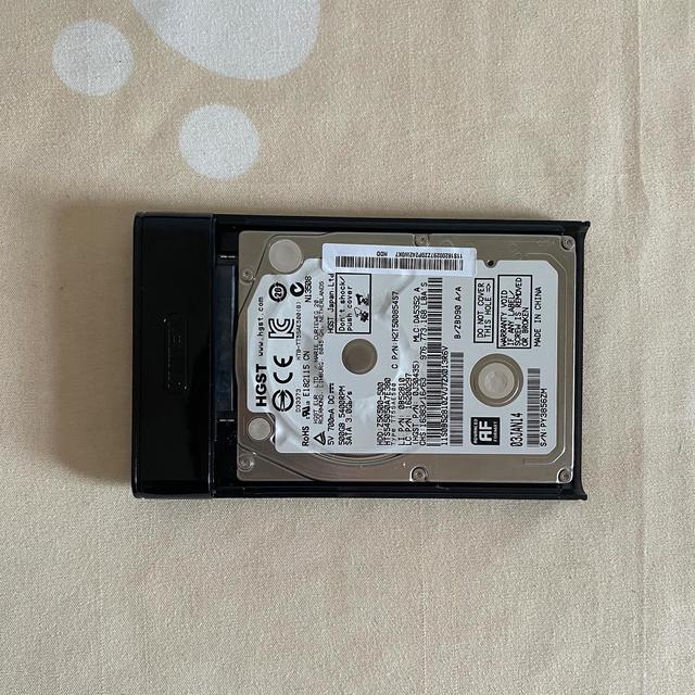 落后于时代，但它却还在挣扎，致敬机械硬盘曾经的辉煌！怀旧评测：日立SATA机械硬盘