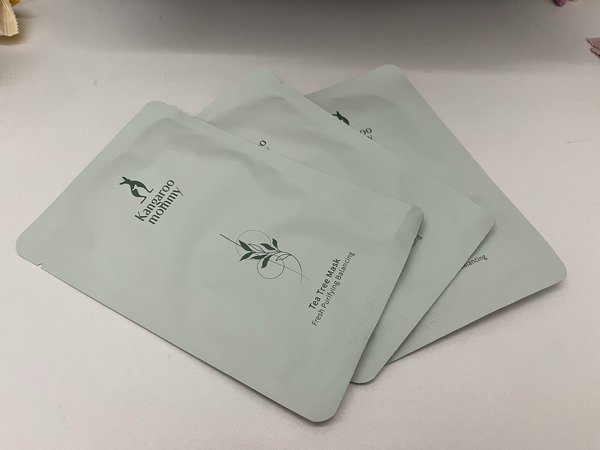 袋鼠妈妈茶树鲜净水衡面膜