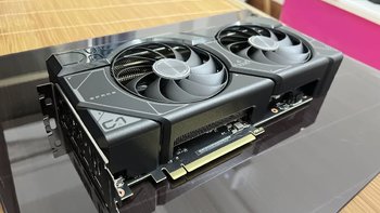 华硕DUAL-RTX4070显卡：超强性能