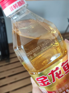 金龙鱼调和油：烹饪的优质伙伴