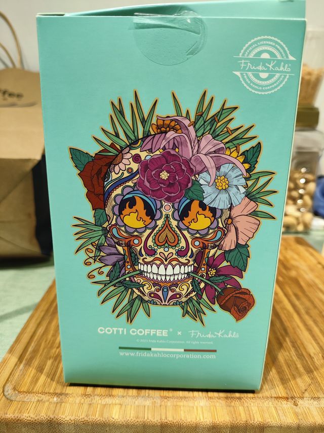 妥妥的0元购，库迪新花样送杯子咯！