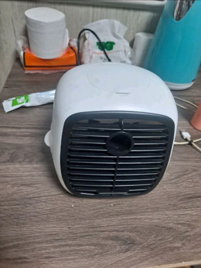 炫咔仕-给大货车带来清凉的移动小型冷风机