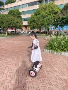 童心未泯，尽享自在——领奥电动儿童平衡车