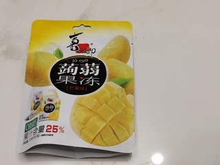 夏天给孩子吃Q弹的喜之郎蒟蒻果冻