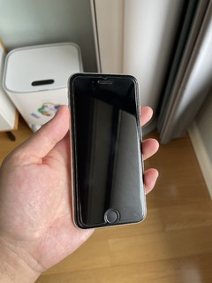 复古性能小钢炮，小黄鱼淘了一个iPhone se3