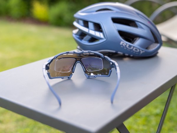 给你们看一眼骑行装备党的绝佳装备！