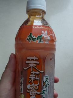 茉莉蜜茶，冰镇更好喝