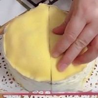 分享美好生活~~在家做芒果千层蛋糕