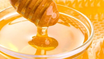 双糖：红糖和白糖有什么区别？蜂蜜比蔗糖更健康吗？