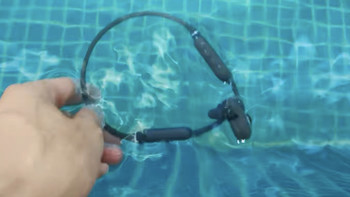 玩转数码新品 篇一：什么样的耳机适合游泳？游泳耳机需要满足哪些特性？ 