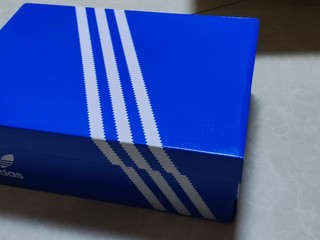 心心念的Adidas 阿迪达斯 E5 活动价入手